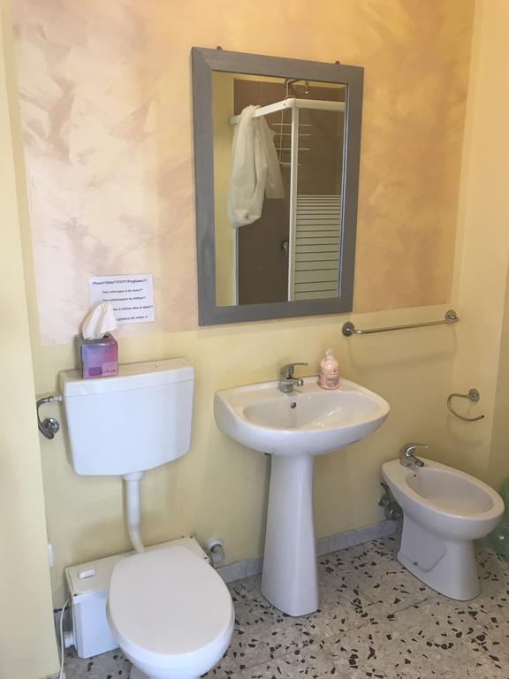 B&B Le Colonne ブリンディジ 部屋 写真